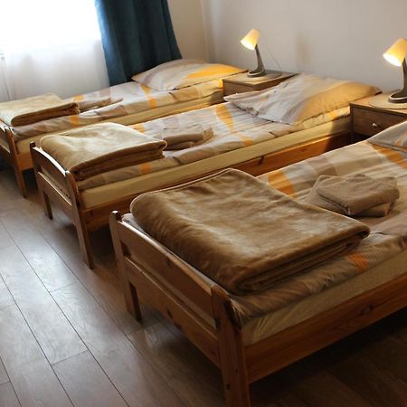 Dom Pielgrzyma Apartment Torun Bagian luar foto