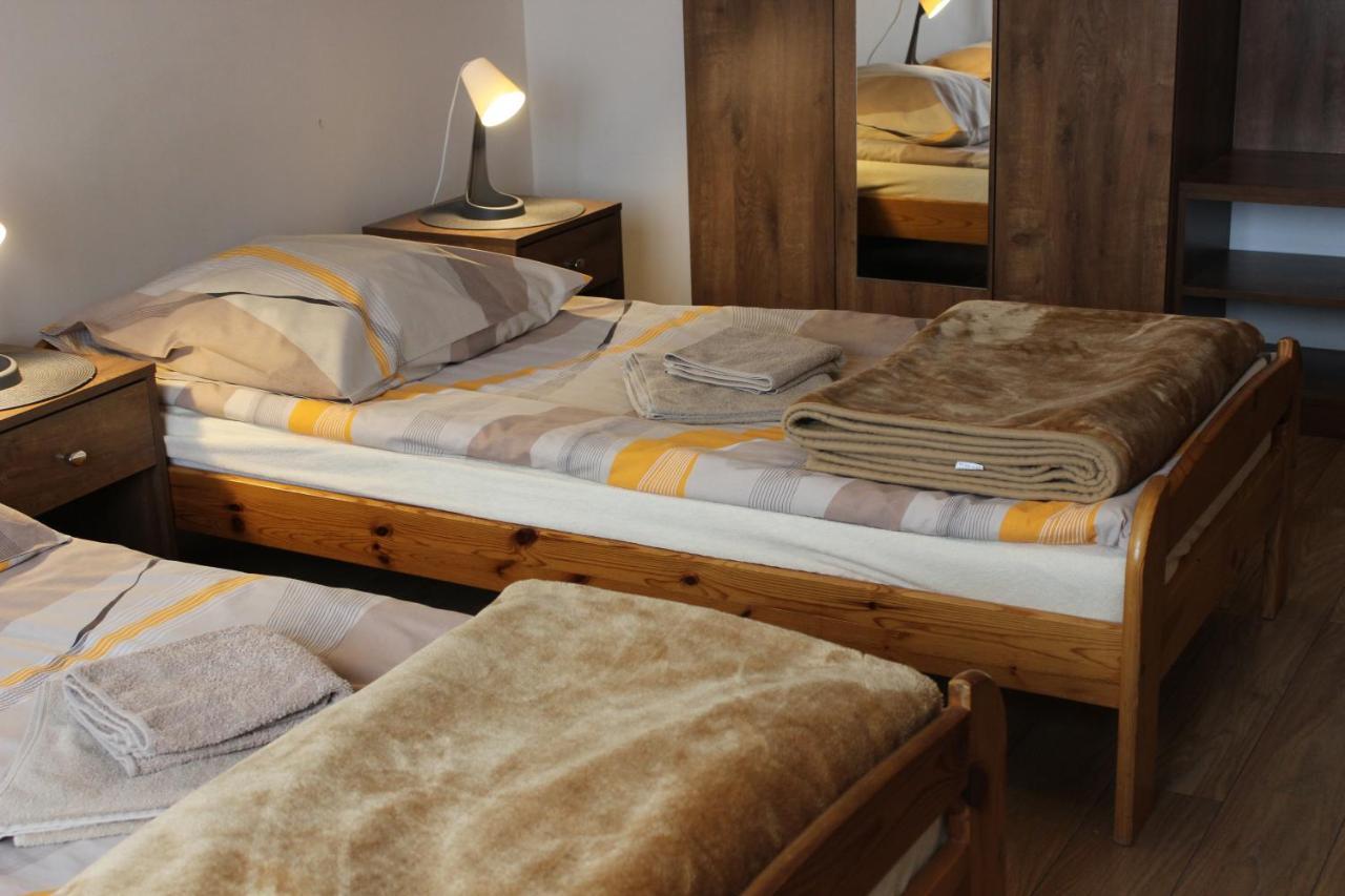 Dom Pielgrzyma Apartment Torun Bagian luar foto